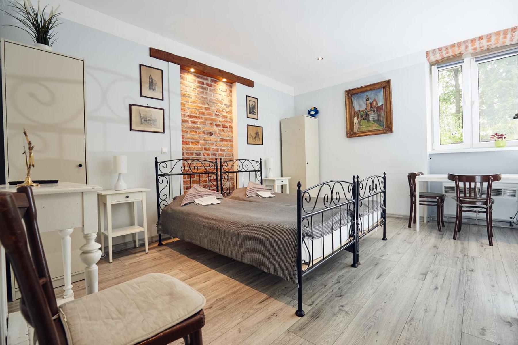29 Avenue Apartment *